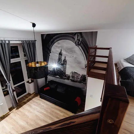 Ξενοδοχείο με διαμερίσματα 2 Nights - Great Location, Right Next To Main Rail And Bus Station, 10 Min To Main Square By Foot